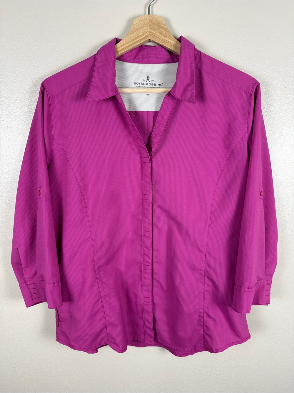 Royal Robbins Women's Fuchsia Button-Front Travel Shirt. Medium
